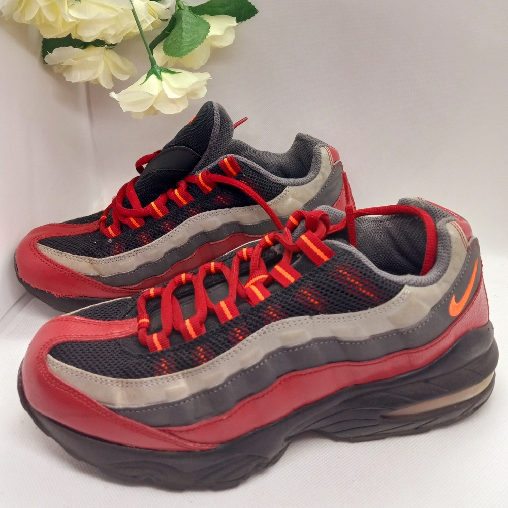 Nike Air Max.